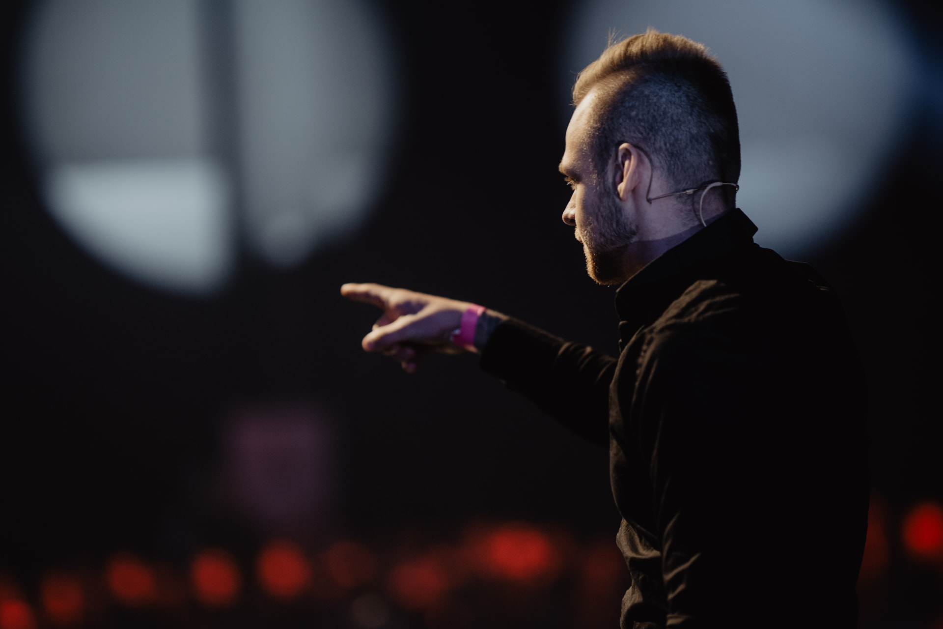 Andreas Vezonik during a presentation